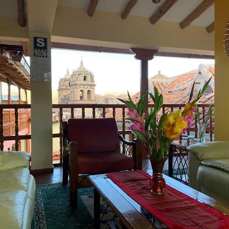 Amerindia Cusco Luaran gambar