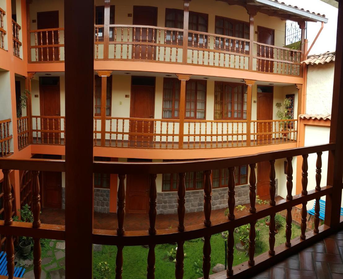Amerindia Cusco Luaran gambar