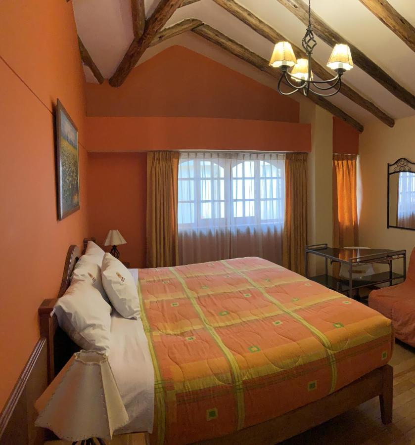 Amerindia Cusco Luaran gambar