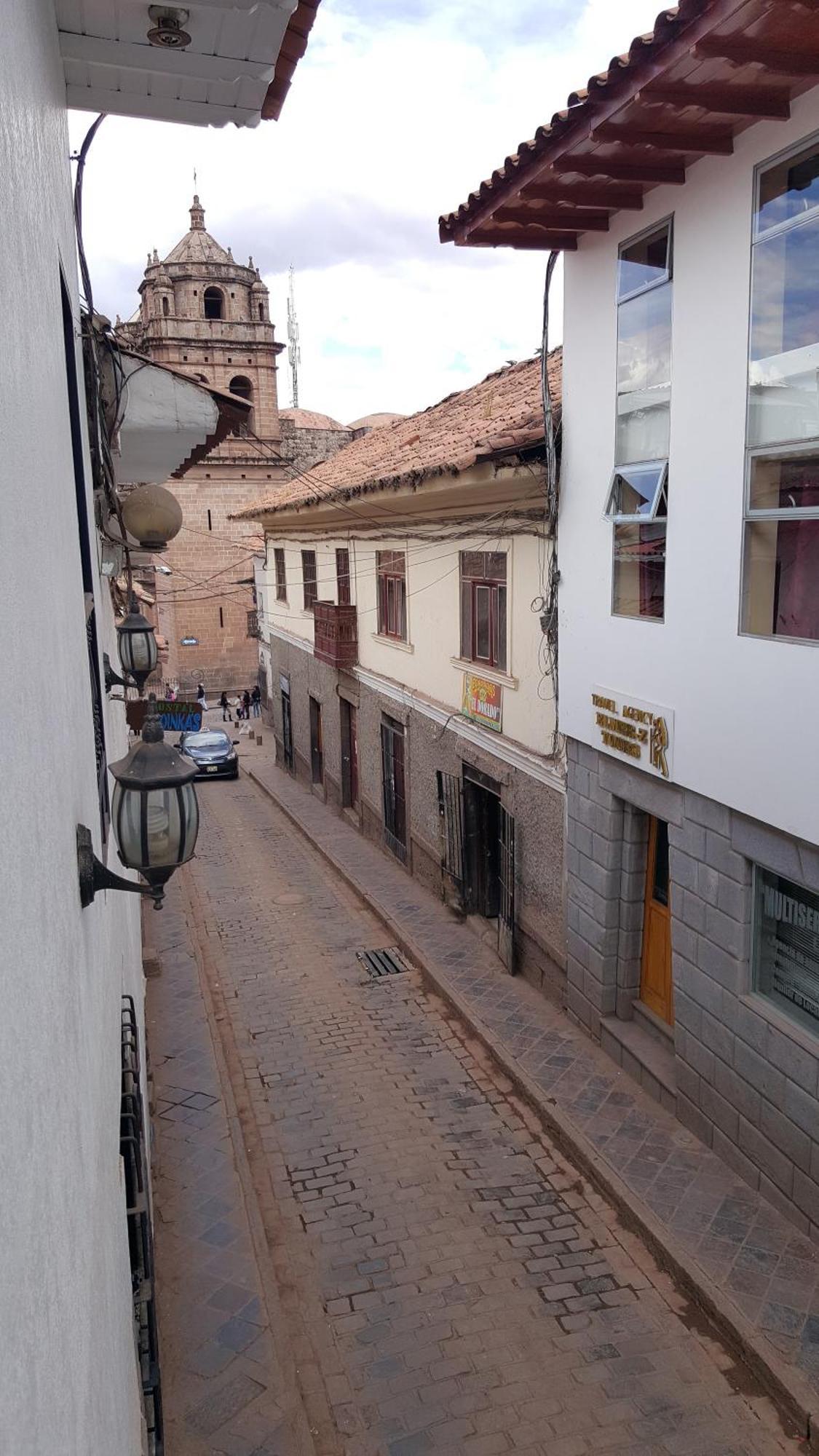 Amerindia Cusco Luaran gambar