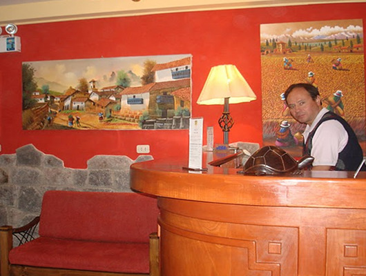Amerindia Cusco Luaran gambar